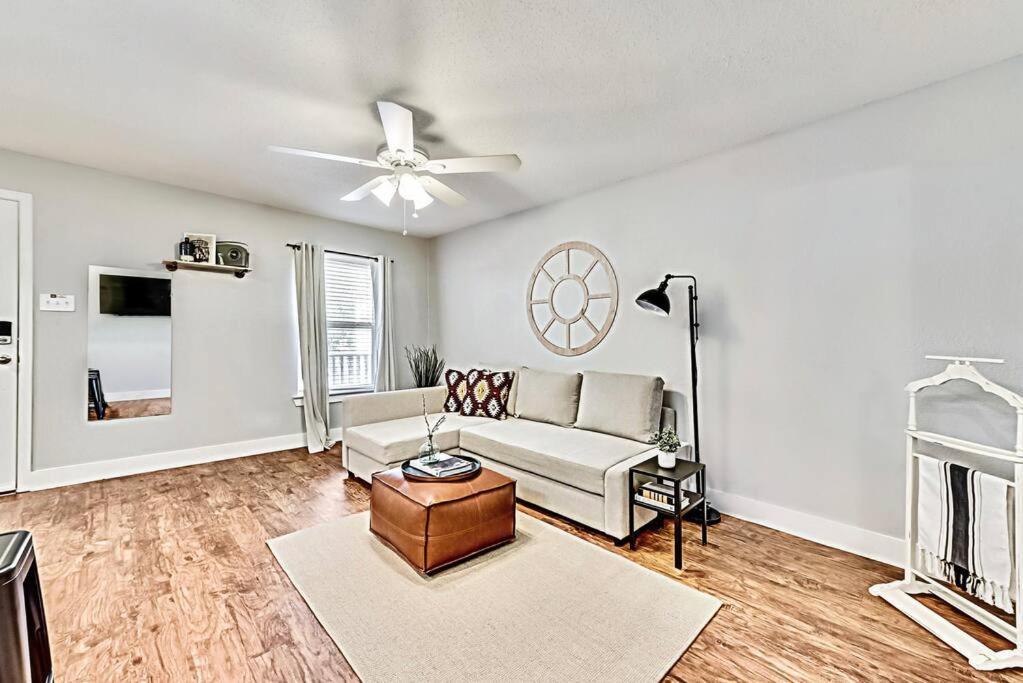 New - Near Deep Ellum + Downtown Dallas Flat Экстерьер фото